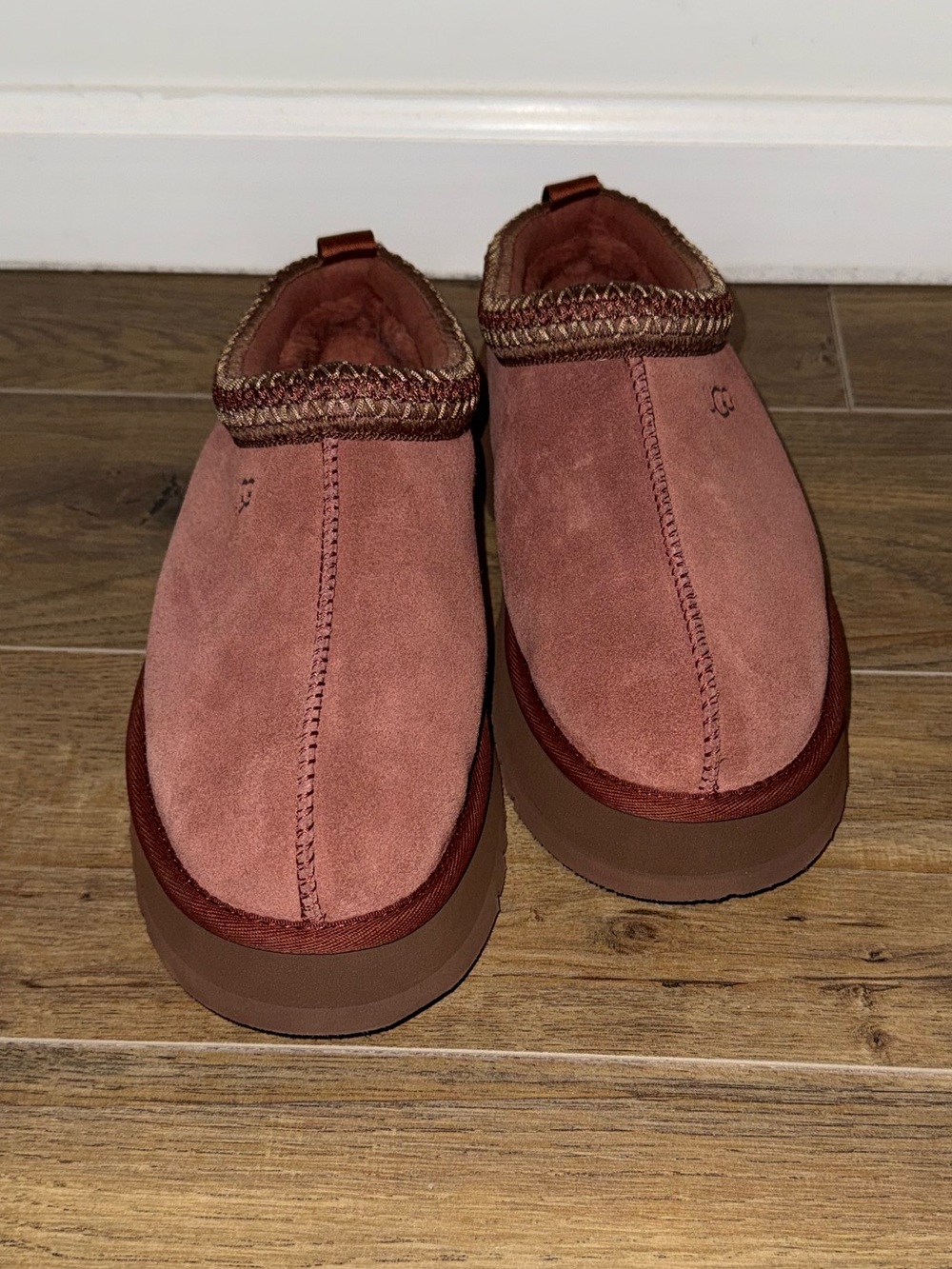 UGG Tazz - Picture 2 of 6
